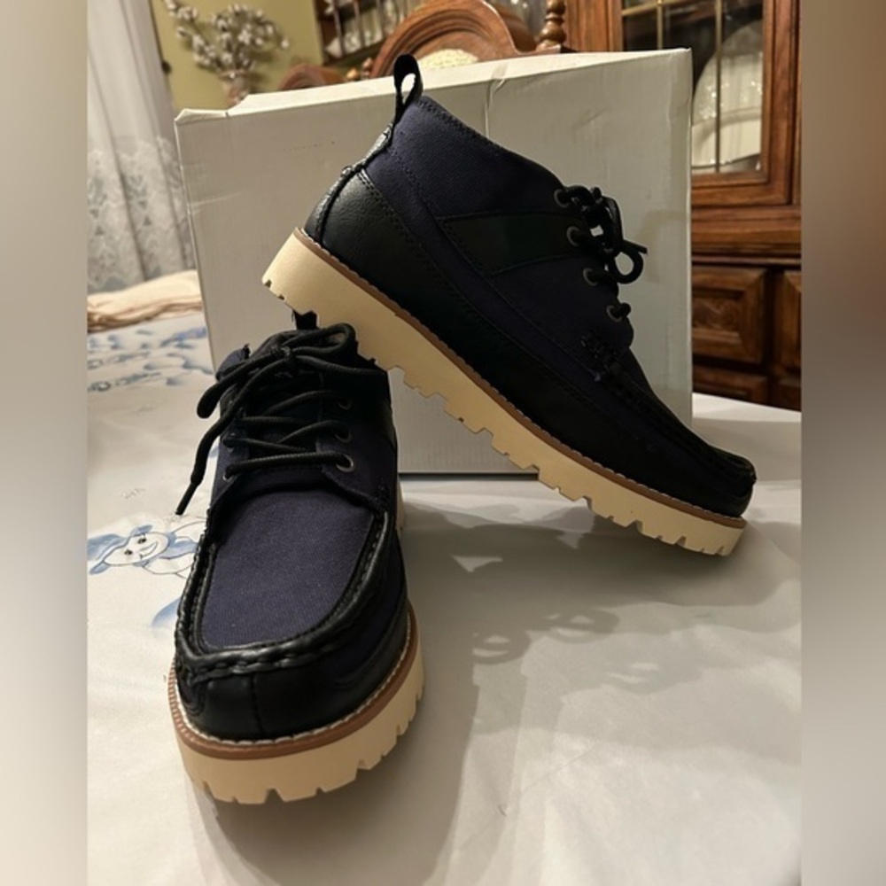 SUN AND STONE UNISEX NAVY BLUE ANKLE BOOTS.  NEW MENS SIZE 8.5/ WOMANS 10
